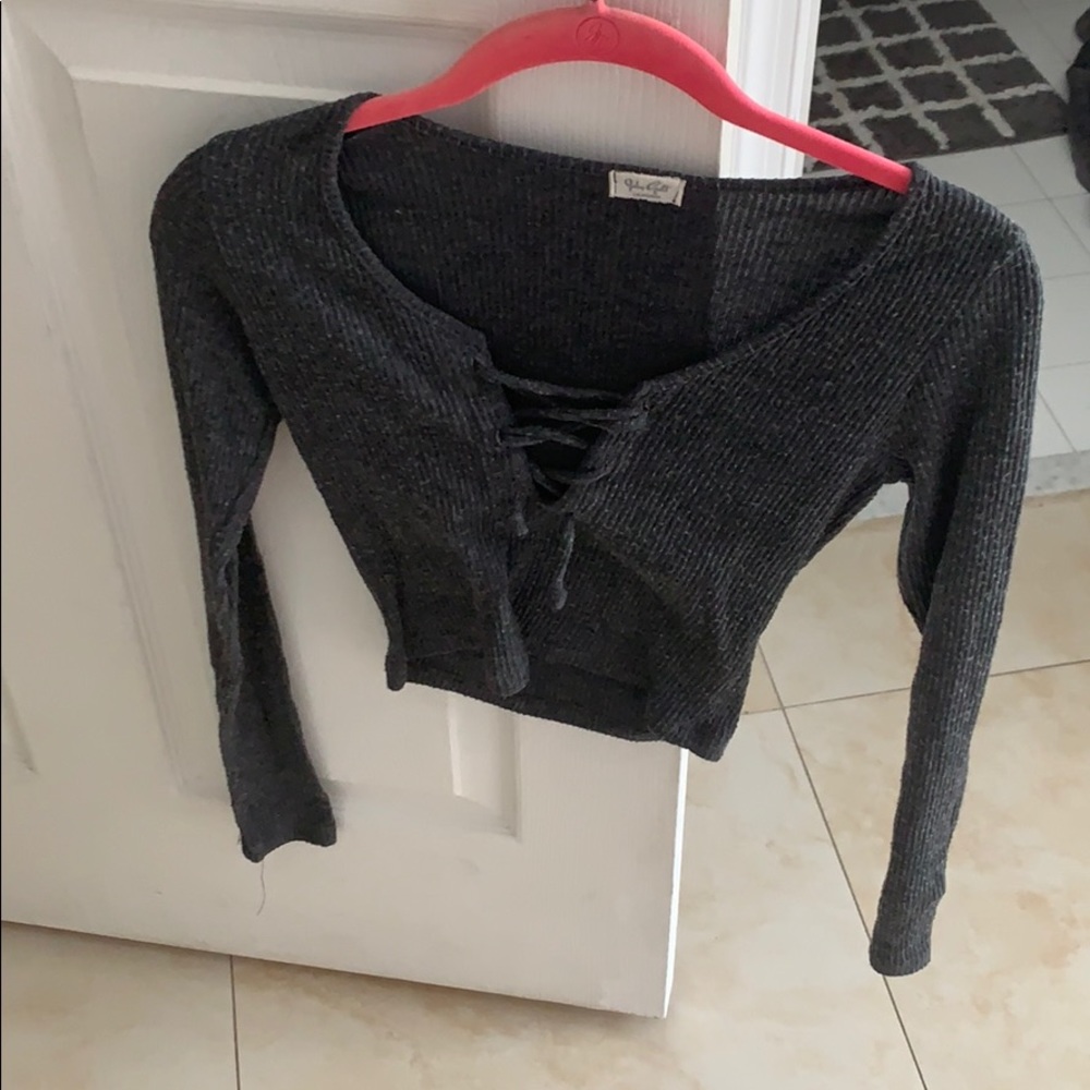 Long sleeve crop top